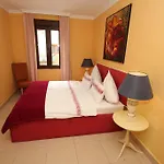Casa Marbella Sanjuan Batista דירה