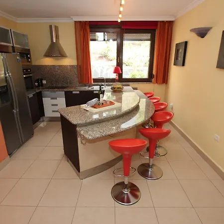 Casa Marbella Sanjuan Batista 아파트 *