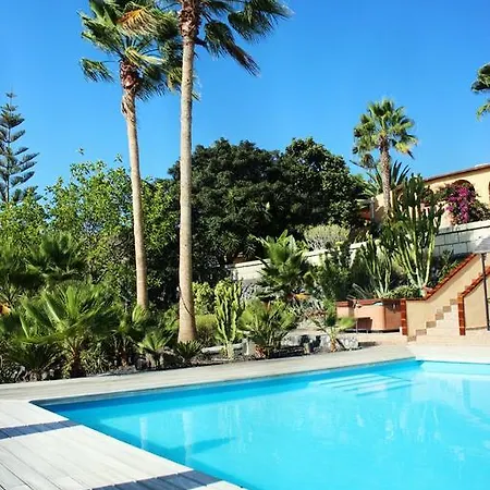 아파트 Casa Marbella Sanjuan Batista 기아데이소라